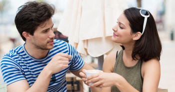 De Qué Hablar Con Una Mujer Cuando La Estás Conociendo